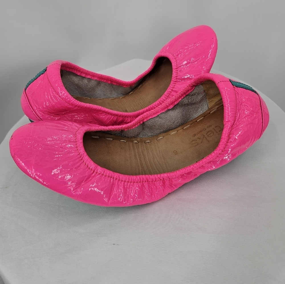 Tieks Foldable Ballet Flats Elasticize Lightweight Leather Vibrant Neon Pink W 6
